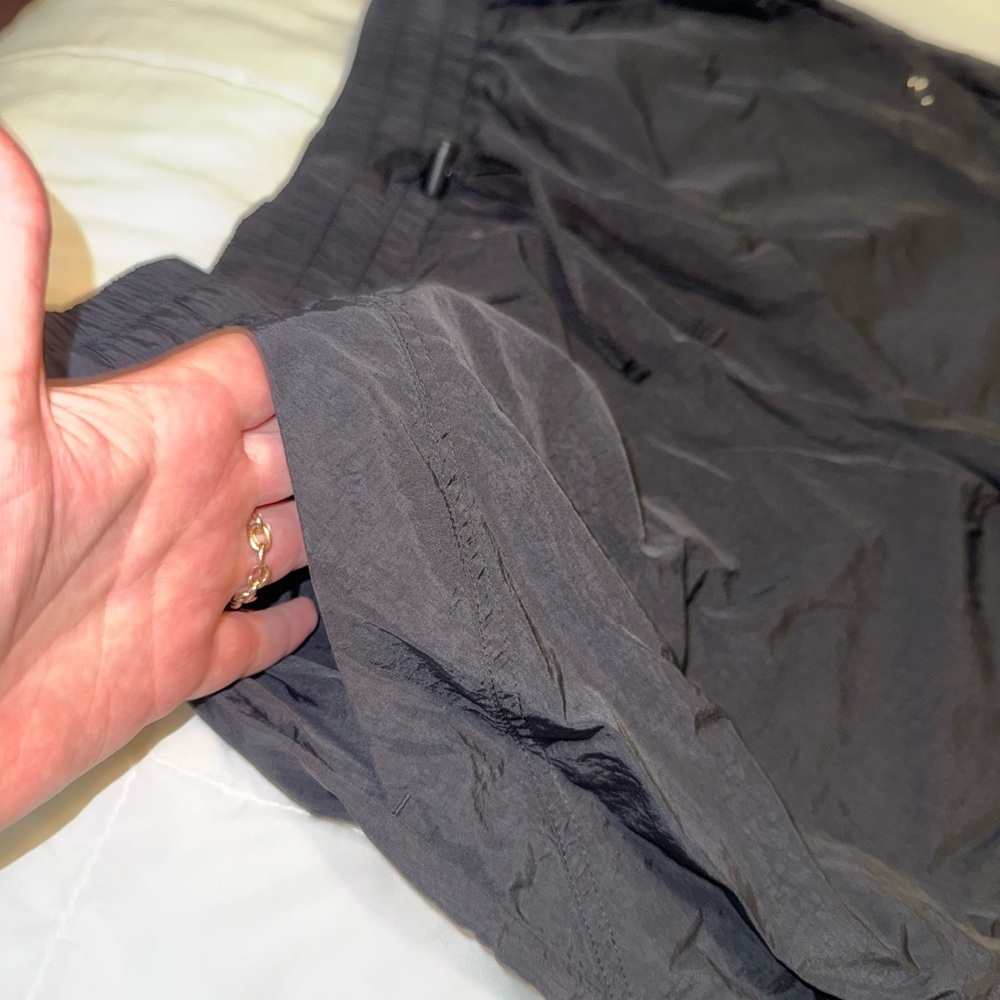 Fabletics Woven Crinkle Pant sz L NEW! - Picture 9 of 12